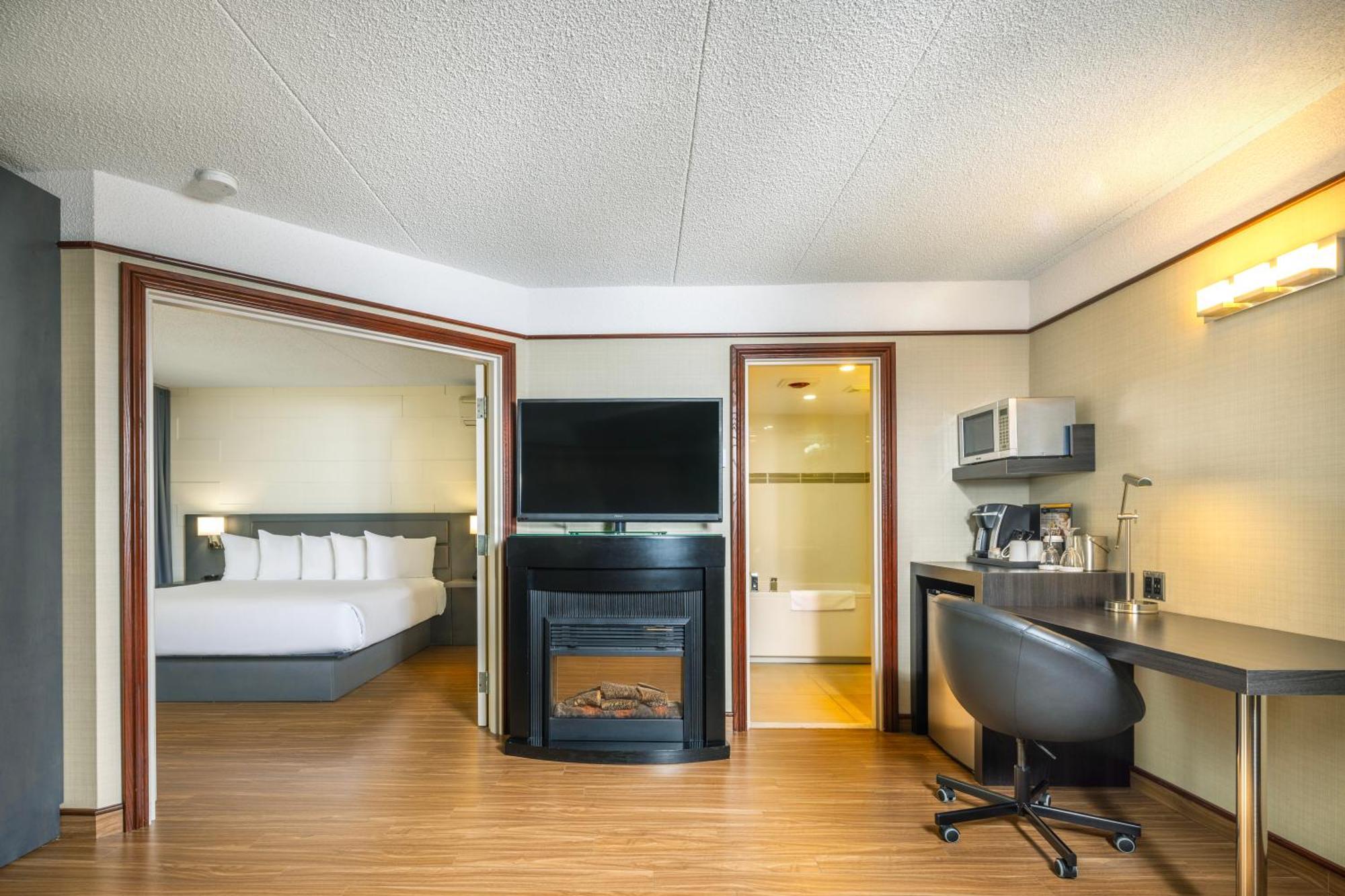 Trois-Rivières Les Suites De Laviolette Ascend Hotel Collection מראה חיצוני תמונה
