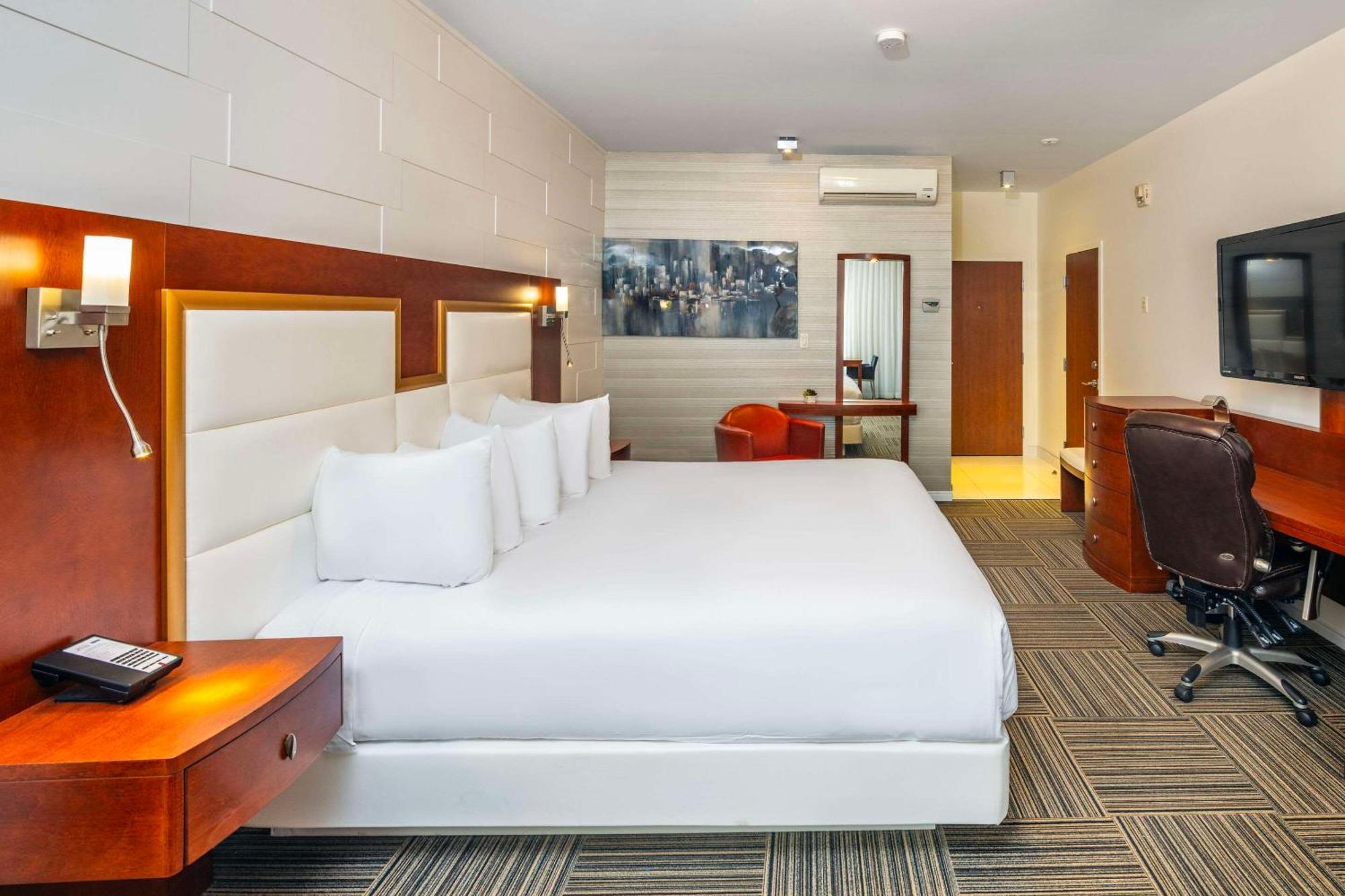 Trois-Rivières Les Suites De Laviolette Ascend Hotel Collection מראה חיצוני תמונה