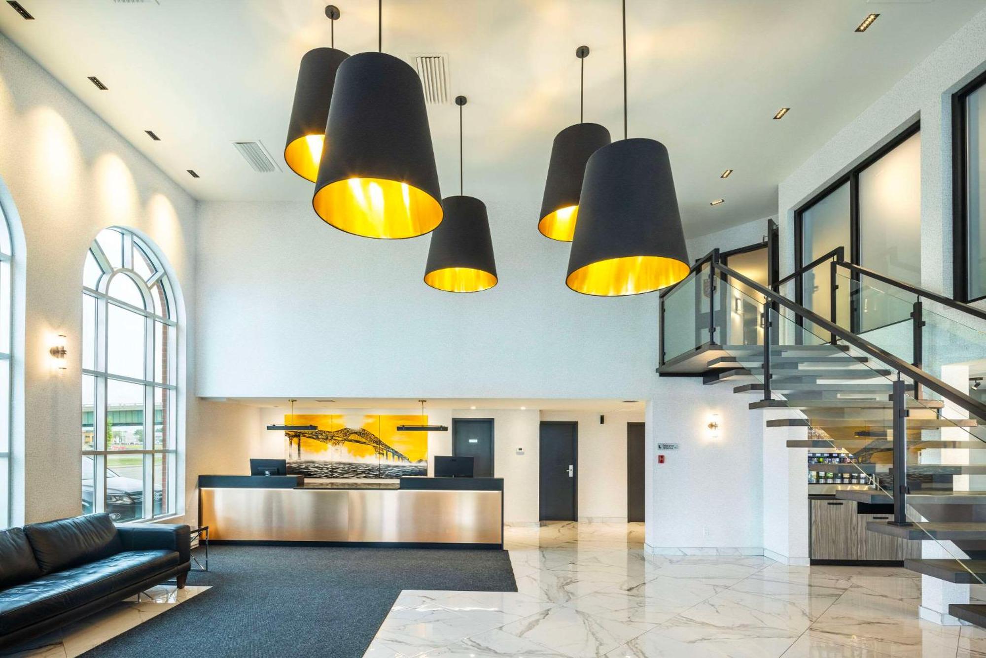 Trois-Rivières Les Suites De Laviolette Ascend Hotel Collection מראה חיצוני תמונה